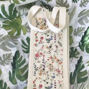 Floral Canvas Wine Bag